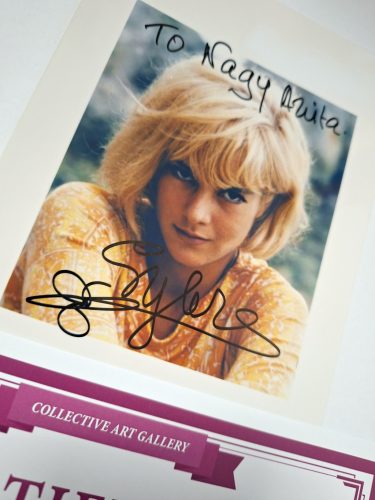 Sylvie Vartan által dedikált fénykép hitelesítő tanúsítvánnyal