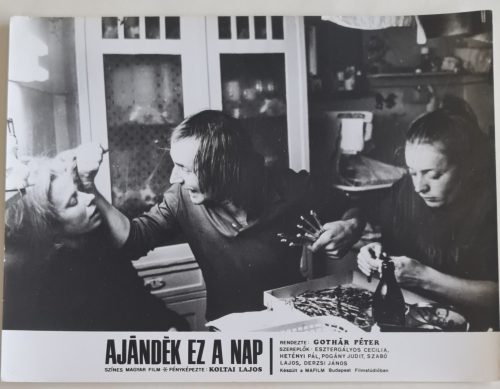 Ajándék ez a nap vitrinkép, filmfotó, 1979