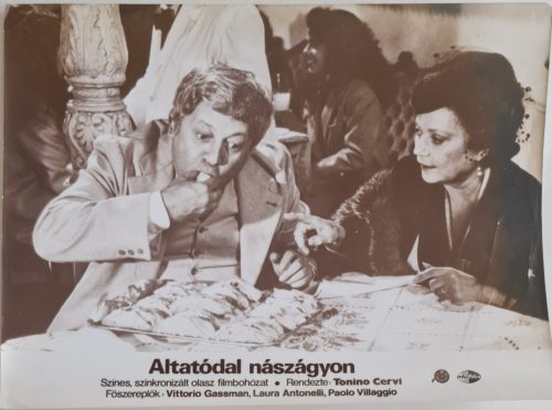 Altatódal nászágyon vitrinkép, filmfotó, 1981