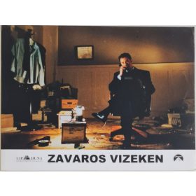   Zavaros vízeken vitrinkép, filmfotó, John Travolta, 1998 (II.)
