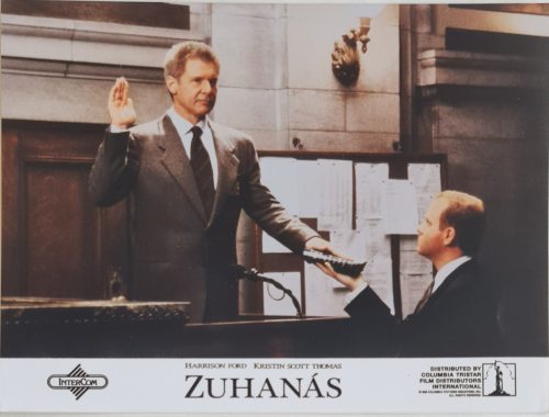 Zuhanás vitrinkép, filmfotó, 1999