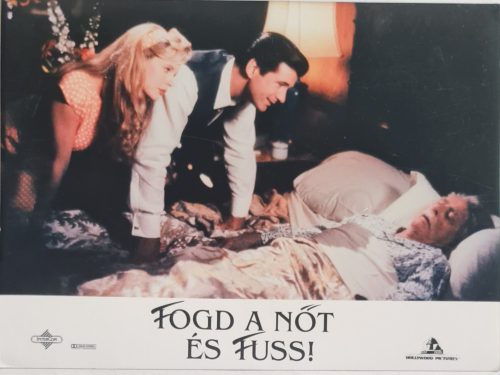 Fogd a nőt és fuss vitrinkép, filmfotó, 1991