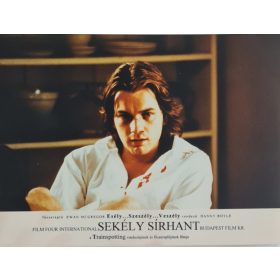 Sekély sírhant vitrinkép, filmfotó, 1994