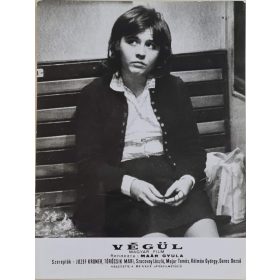   Végül, vitrinkép, filmfotó, Törőcsik Mari főszereplésével, Monori Lili 1974