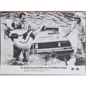   A kicsi kocsi Monte Carlóba megy vitrinkép, filmfotó, 1977
