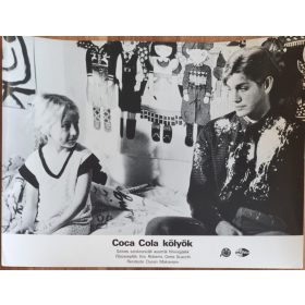 A Coca-Cola kölyök vitrinkép, filmfotó, 1985