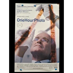   One Hour Photo  (Sötétkamra) USA kiadású filmplakát,moziplakát